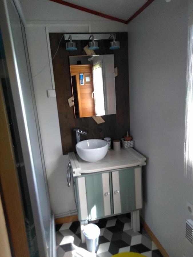Le Haut Village Chambre D'Hotes Mobi-Loft Cosy Sauna ,Douche ,Chromotherapie Arrest Bagian luar foto