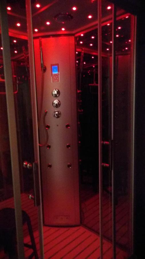 Le Haut Village Chambre D'Hotes Mobi-Loft Cosy Sauna ,Douche ,Chromotherapie Arrest Bagian luar foto