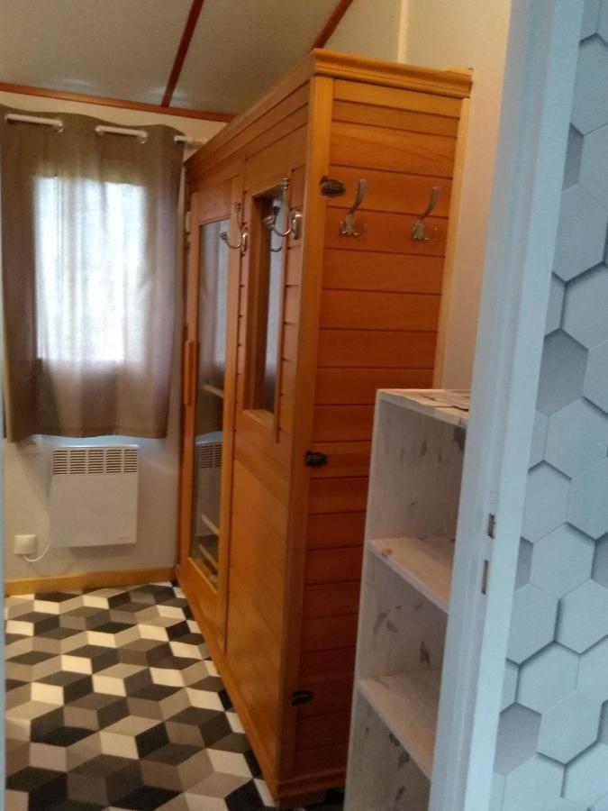 Le Haut Village Chambre D'Hotes Mobi-Loft Cosy Sauna ,Douche ,Chromotherapie Arrest Bagian luar foto